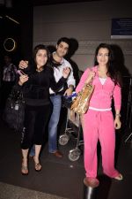 Ameesha Patel snapped at International airport on 7th Oct 2011 (10).JPG